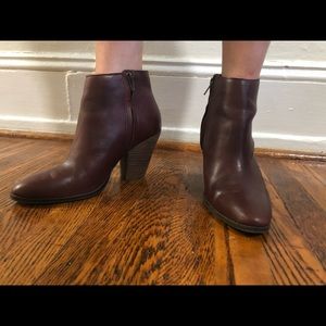 Dolce Vita maroon ankle boots